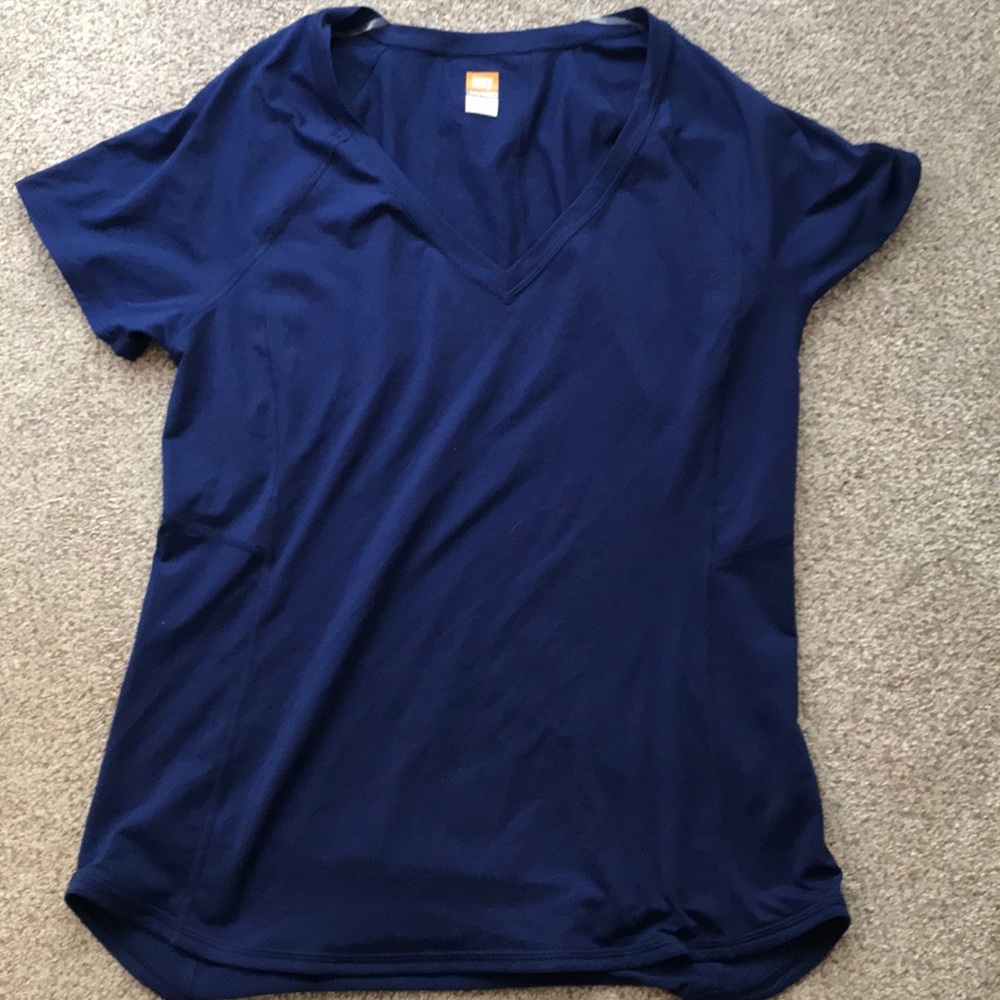 Lucy workout shirt NWOT